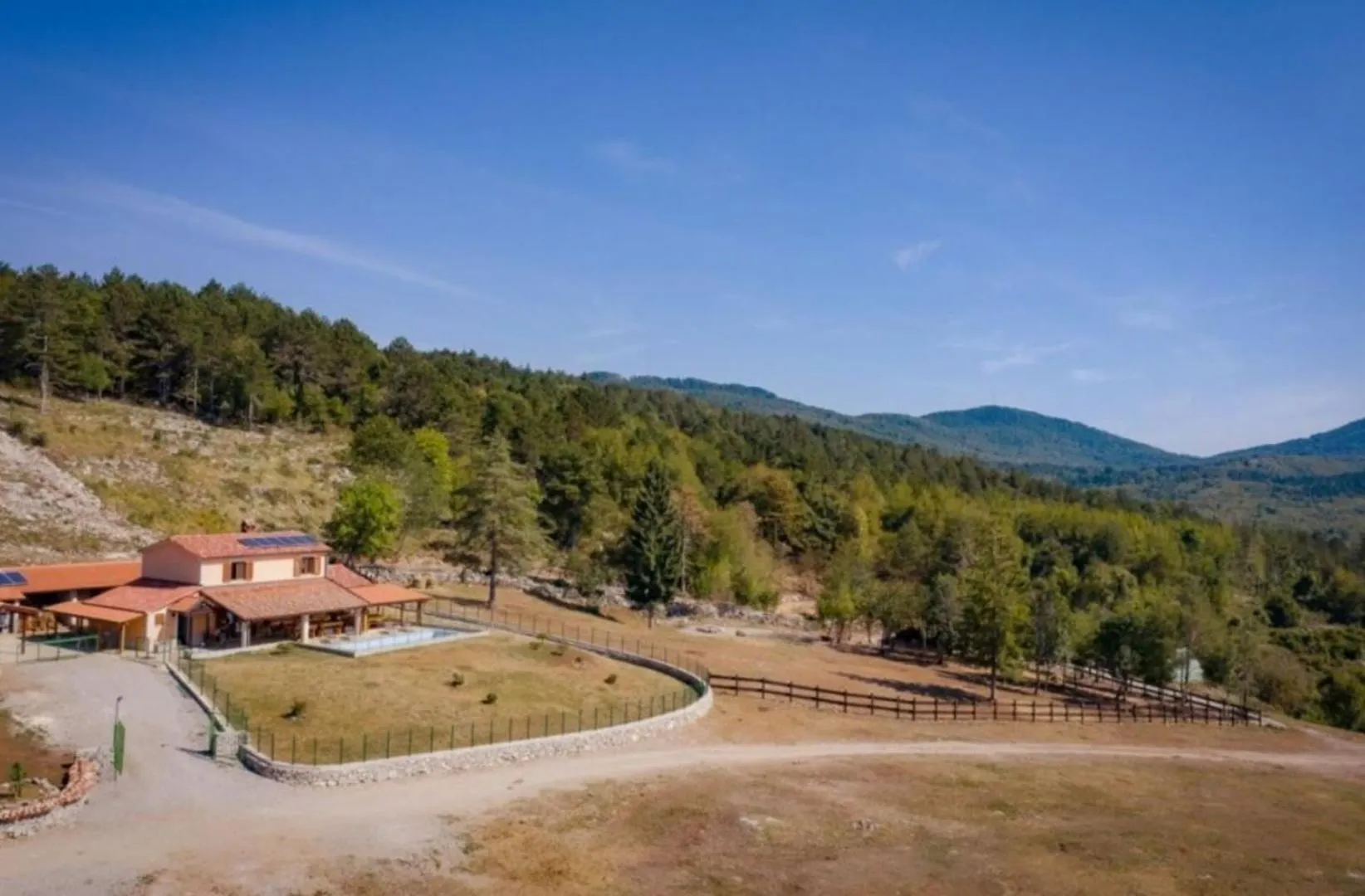 Holiday home Ucka Nature Park Mountain Hideway Robinson House Matic With Pool Brest